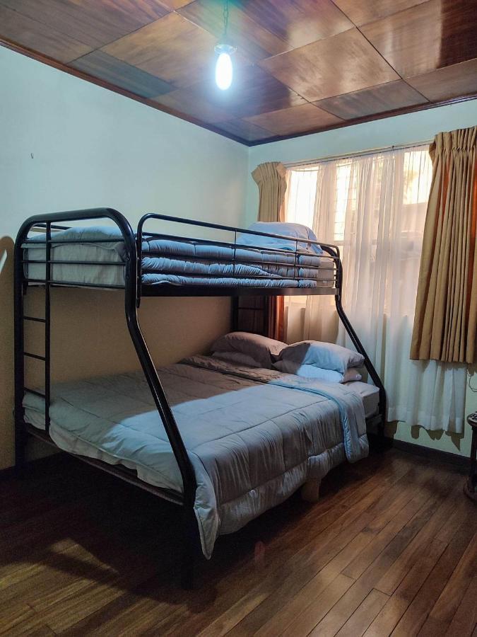 The Cozy Cactus House B&B Cartago Centro English Spoken Екстер'єр фото